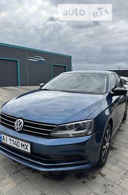 Седан Volkswagen Jetta 2016 в Ірпені