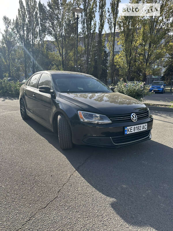 Седан Volkswagen Jetta 2014 в Кривому Розі