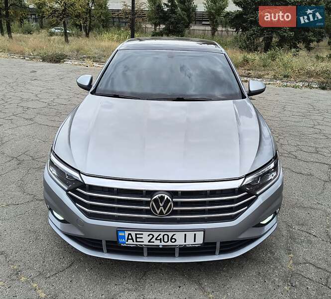 Седан Volkswagen Jetta 2019 в Дніпрі