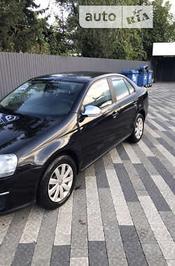 Седан Volkswagen Jetta 2007 в 