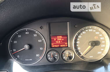 Седан Volkswagen Jetta 2007 в 