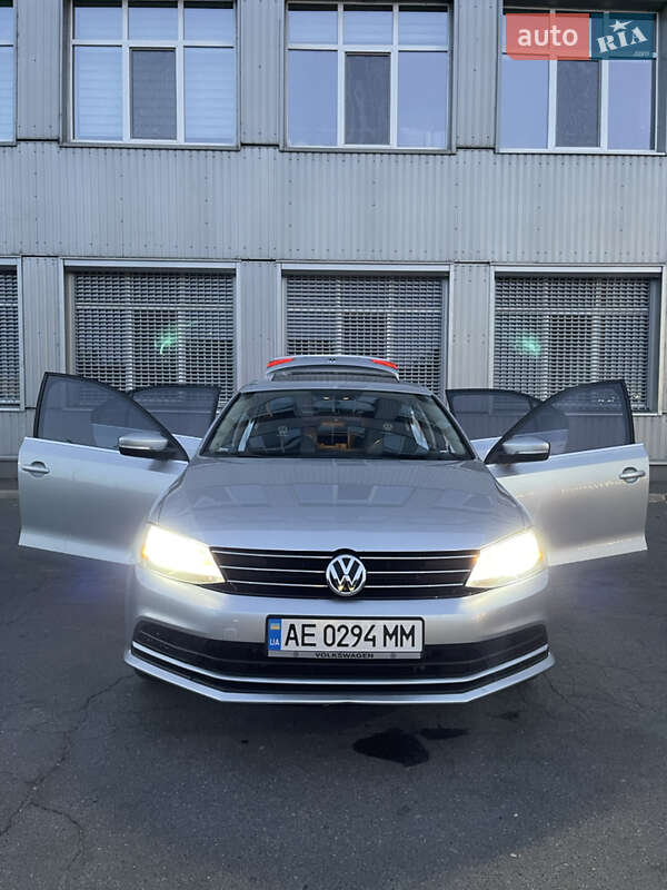 Volkswagen Jetta 2015