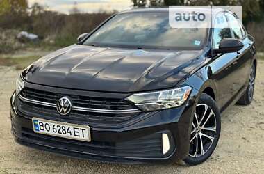 Седан Volkswagen Jetta 2023 в Тернополе