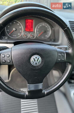 Седан Volkswagen Jetta 2008 в Володимирці