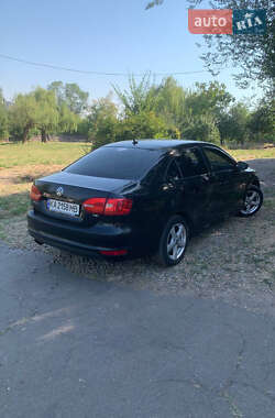 Седан Volkswagen Jetta 2012 в Кривом Роге