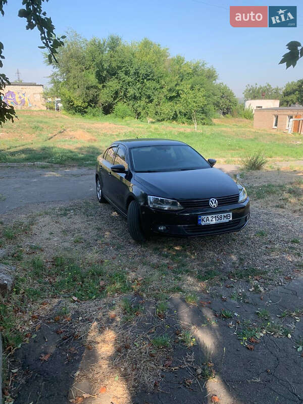 Седан Volkswagen Jetta 2012 в Кривом Роге