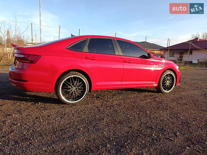 Седан Volkswagen Jetta 2019 в Виноградове
