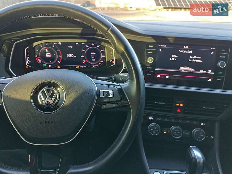 Седан Volkswagen Jetta 2019 в Виноградове