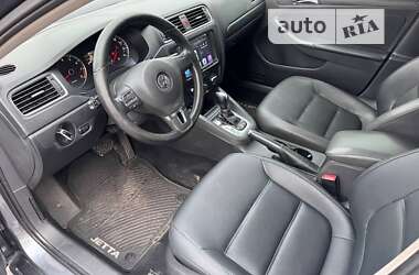 Седан Volkswagen Jetta 2012 в Запорожье