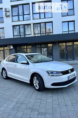 Седан Volkswagen Jetta 2011 в Новояворівську