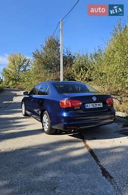 Седан Volkswagen Jetta 2012 в Києві