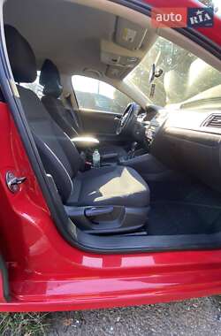 Седан Volkswagen Jetta 2014 в Броварах