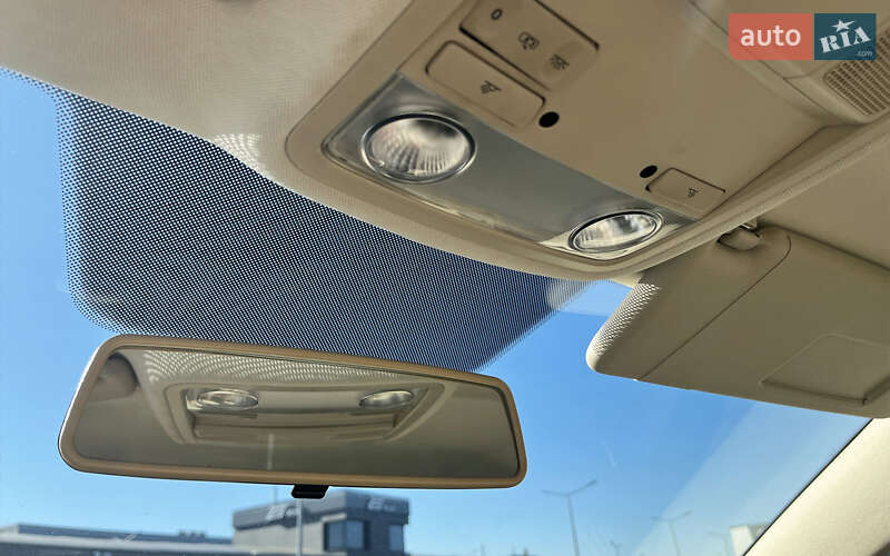 Седан Volkswagen Jetta 2013 в Мукачево