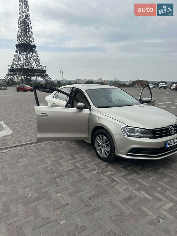 Седан Volkswagen Jetta 2014 в Харькове