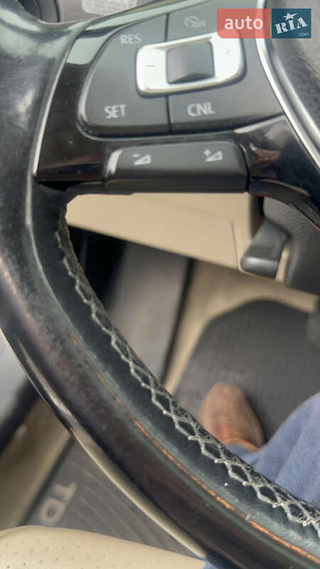 Седан Volkswagen Jetta 2014 в Харькове