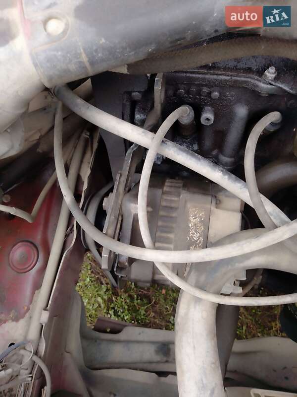 Седан Volkswagen Jetta 1989 в Вижниці