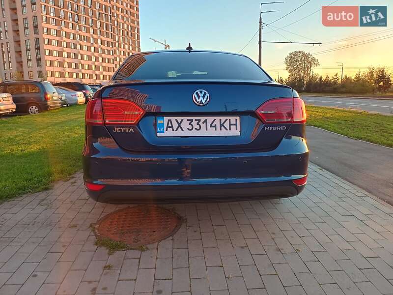 Седан Volkswagen Jetta 2014 в Києві