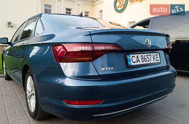 Седан Volkswagen Jetta 2018 в Смілі