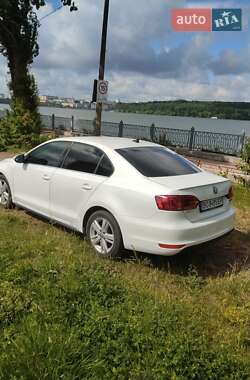 Седан Volkswagen Jetta 2012 в Тернополе