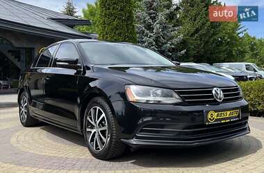 Седан Volkswagen Jetta 2016 в Львові