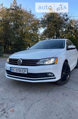 Седан Volkswagen Jetta 2017 в Львове