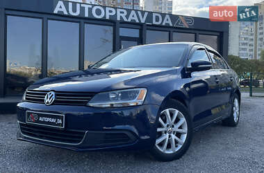 Седан Volkswagen Jetta 2014 в Киеве