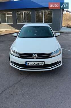 Седан Volkswagen Jetta 2016 в Києві