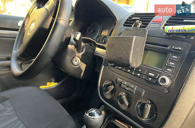 Седан Volkswagen Jetta 2006 в 
