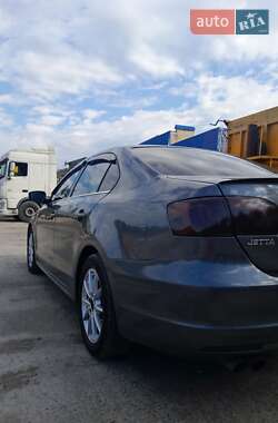 Седан Volkswagen Jetta 2013 в Киеве