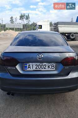 Седан Volkswagen Jetta 2013 в Киеве