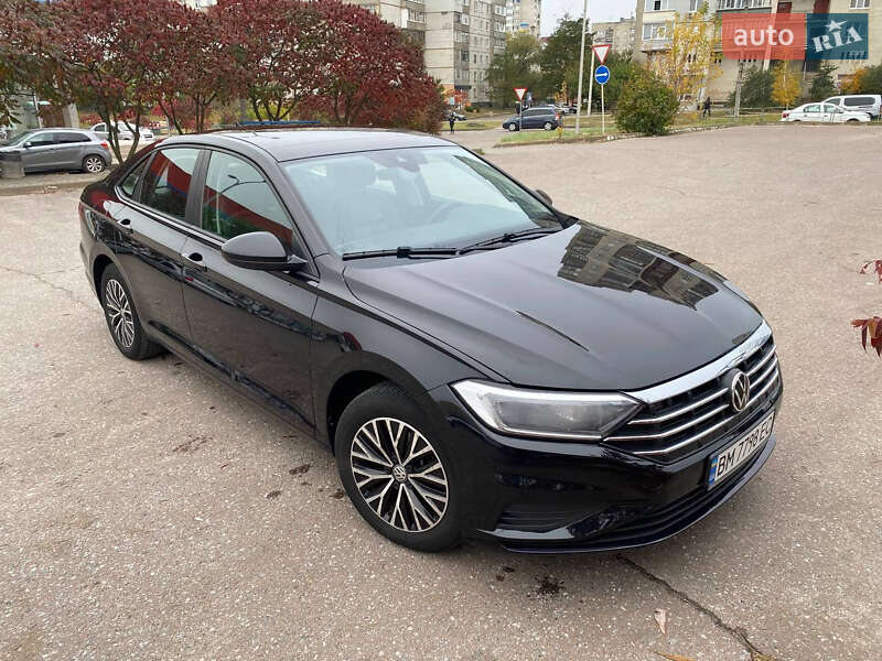 Седан Volkswagen Jetta 2018 в Сумах