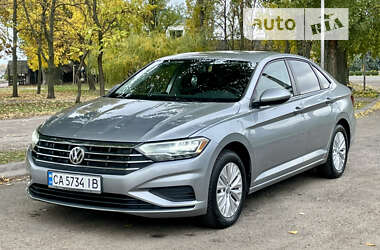 Седан Volkswagen Jetta 2019 в Черкассах