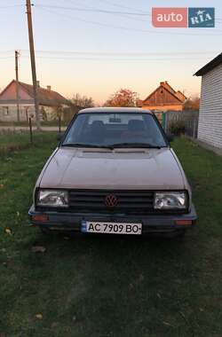 Седан Volkswagen Jetta 1985 в Шацьку