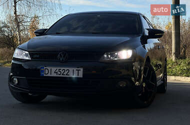 Седан Volkswagen Jetta 2011 в Львове