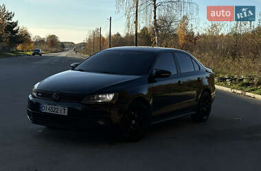 Седан Volkswagen Jetta 2011 в Львове