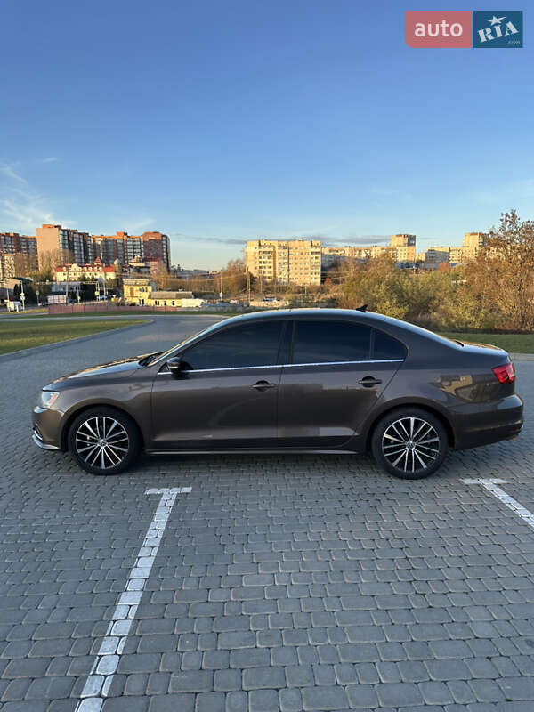 Седан Volkswagen Jetta 2014 в Львові фото 4 Седан Volkswagen Jetta 2014 в Львові