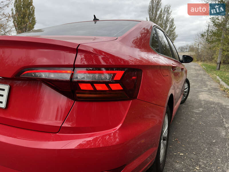 Седан Volkswagen Jetta 2019 в Дніпрі