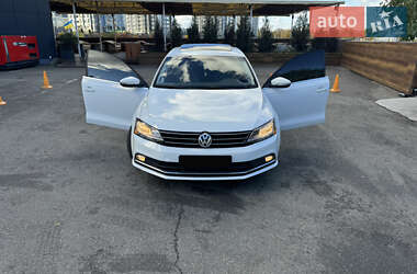 Седан Volkswagen Jetta 2014 в Киеве