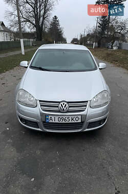 Седан Volkswagen Jetta 2008 в Києві