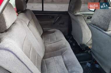 Седан Volkswagen Jetta 1987 в 