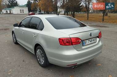 Седан Volkswagen Jetta 2011 в Полтаві