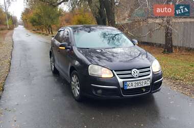 Седан Volkswagen Jetta 2008 в Києві