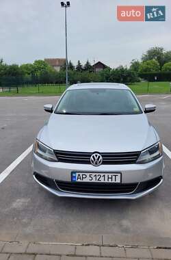 Седан Volkswagen Jetta 2013 в Києві