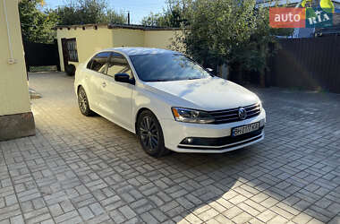 Седан Volkswagen Jetta 2016 в 