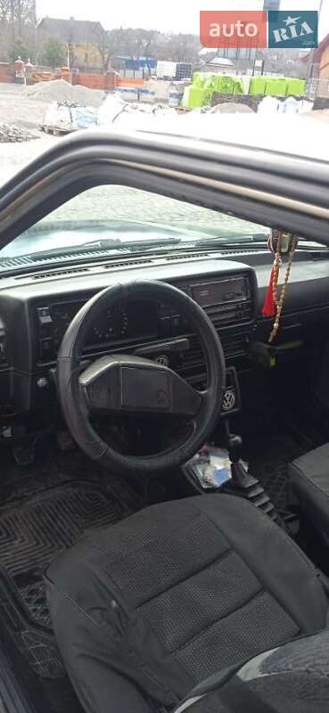 Седан Volkswagen Jetta 1988 в Чернівцях