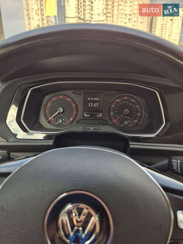 Седан Volkswagen Jetta 2018 в Києві