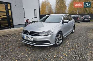 Седан Volkswagen Jetta 2015 в Любешове