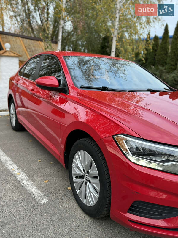 Седан Volkswagen Jetta 2019 в Черкассах