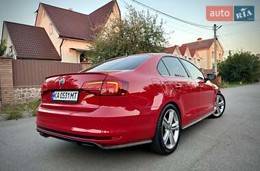 Седан Volkswagen Jetta 2017 в Киеве