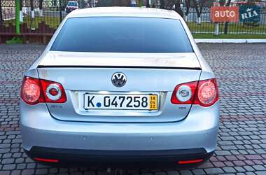 Седан Volkswagen Jetta 2010 в Богородчанах